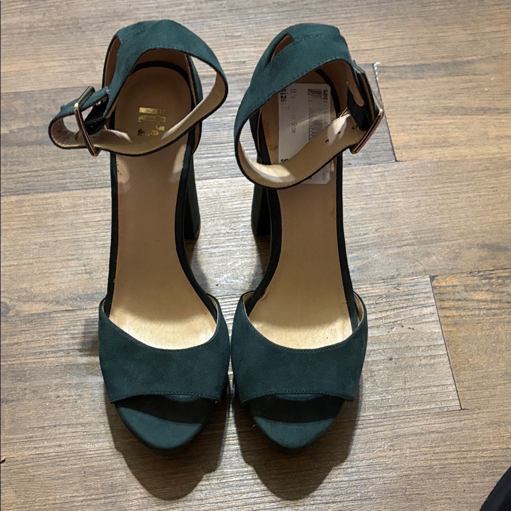 Women's Dark Green Suede Ankle Strap Block Heel Sandals